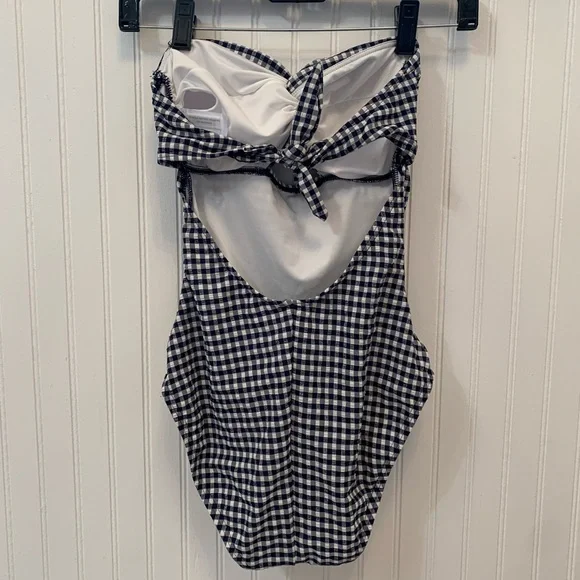 *NWT* LOFT Beach Gingham Seersucker Twist Bandeau One-Piece Swimsuit - Picture 8 of 13